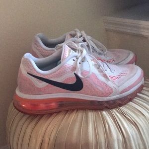 Women’s nike air max